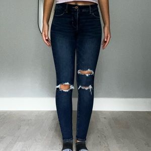 American Eagle Dark Blue jeans